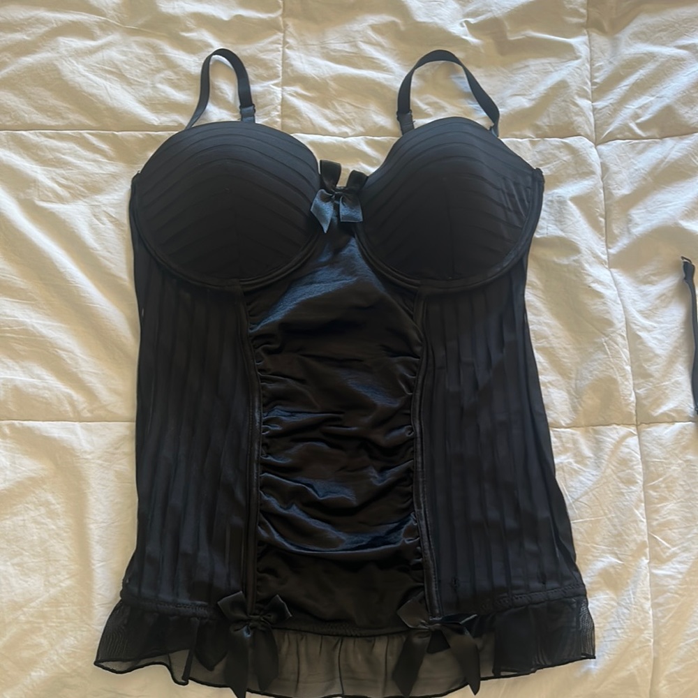 Hot Topic Brand New corset/lingerie